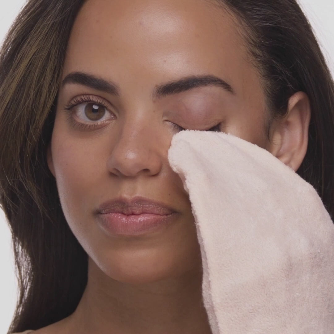 Load video: Jane Iredale Lash Fixation Length & Definition Tubing Mascara