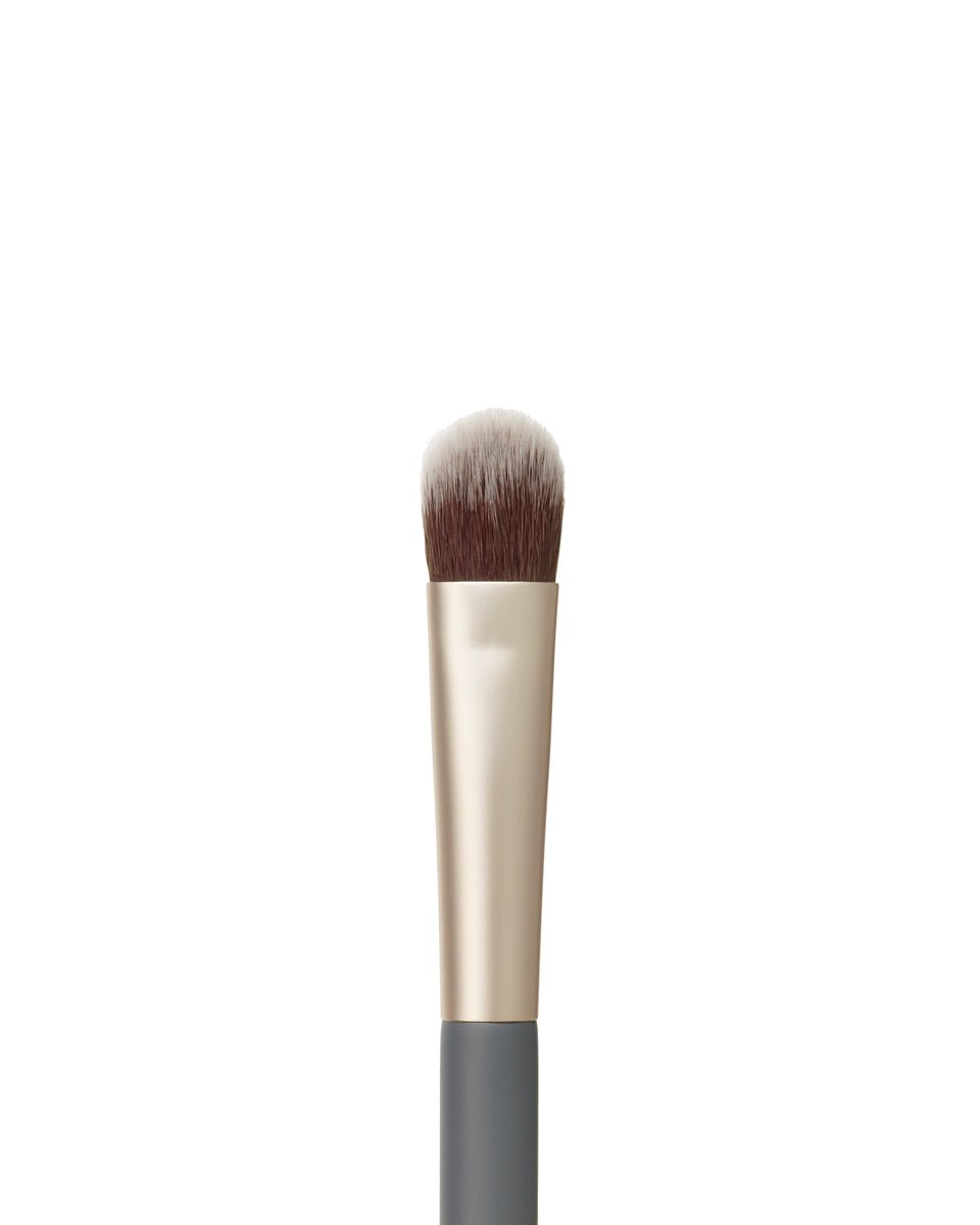 jane iredale Fluffy Eye Brush (Pro Series) - Harben House - Jane Iredale