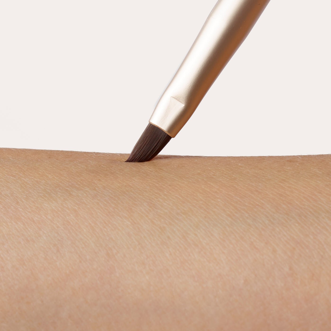 jane iredale Lip Brush (Pro Series) - Harben House - Jane Iredale