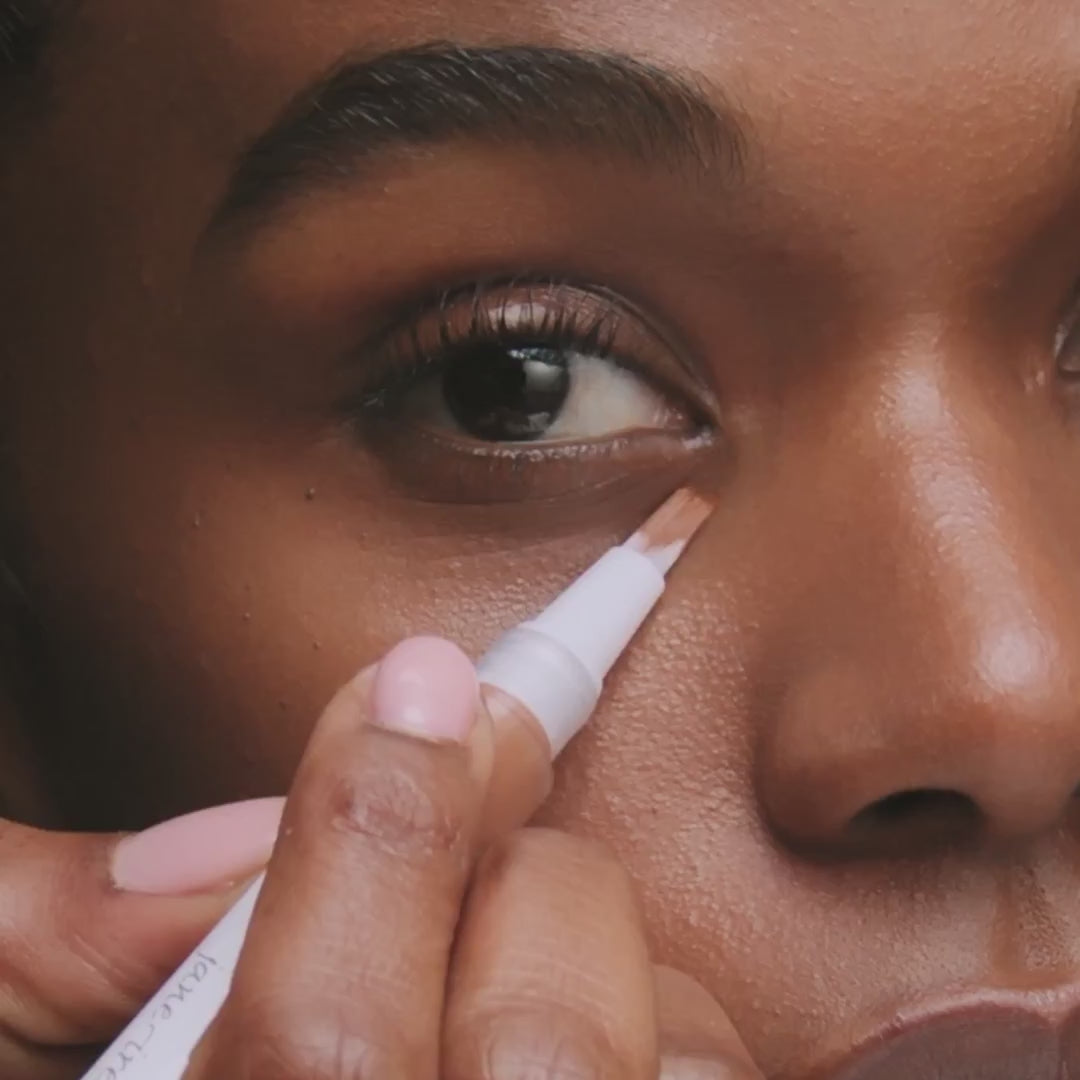Load video: Jane Iredale Skintuition Brightening Under Eye Concealer